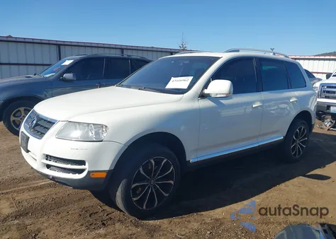 2007 Volkswagen Touareg V6 z USA, uszkodzony, nr VIN WVGZE77LX7D056124